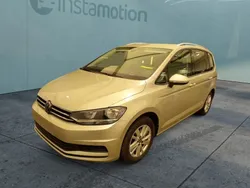 Silber Gebraucht 2024 VW Touran Comfortline Van / Kleinbus | 34.380 € (Fairer Preis)