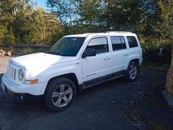 Weiß Gebraucht 2011 Jeep Patriot Limited SUV | 3.500 €