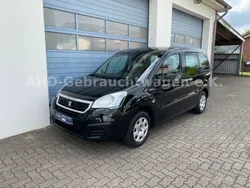 Schwarz Gebraucht 2016 Peugeot Partner Tepee Van / Kleinbus | 9.990 € (Fairer Preis)