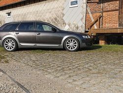 Grau Gebraucht 2011 Audi A6 Ambiente Kombi | 8.500 € (Fairer Preis)