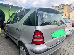 Silber Gebraucht 2002 Mercedes A170 Kleinwagen | 1.200 € (Fairer Preis)