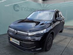 Schwarz Gebraucht 2024 VW Tiguan Life SUV | 38.130 € (Teuer)