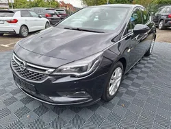 Blau Gebraucht 2018 Opel Astra Innovation Limousine | 10.790 € (Fairer Preis)