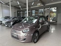 Grau Gebraucht 2021 Fiat 500e Icon Limousine | 16.489 € (Guter Preis)