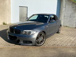 Grau Gebraucht 2011 BMW 135 M Sport Kleinwagen | 25.400 € (Teuer)