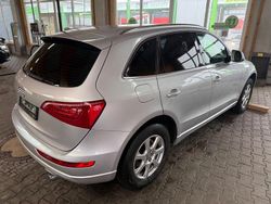 Silber Gebraucht 2010 Audi Q5 Ambiente SUV | 11.299 € (Guter Preis)