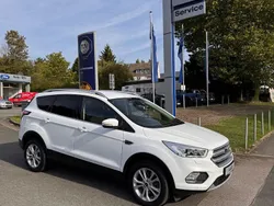 Weiß Gebraucht 2019 Ford Kuga Titanium SUV | 18.977 € (Fairer Preis)