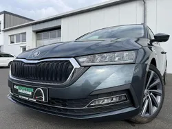 Quarzgrau Gebraucht 2021 Skoda Octavia Style Kombi | 24.860 € (Fairer Preis)