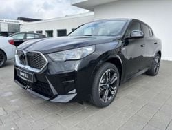 Saphirschwarz metallic Neu 2025 BMW iX2 M Sport SUV | 54.419 € (Superpreis)