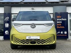 Candyweiß / lemongelb Gebraucht 2023 VW ID. Buzz Pro Van / Kleinbus | 41.950 € (Guter Preis)