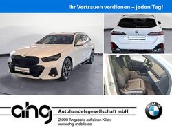 Weiß Gebraucht 2024 BMW 520 M Sport Kombi | 47.950 € (Fairer Preis)