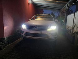 Weiß Gebraucht 2015 VW Touareg Exclusive SUV | 19.700 € (Guter Preis)