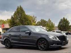 Grau Gebraucht 2010 Mercedes E500 Limousine | 12.500 € (Superpreis)