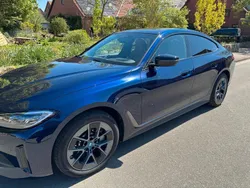 Blau Gebraucht 2023 BMW i4 Limousine | 44.500 € (Guter Preis)