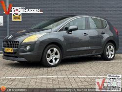 Grau Gebraucht 2009 Peugeot 3008 Van / Kleinbus | 1.950 € (Fairer Preis)
