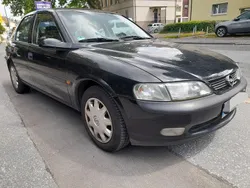 Schwarz Gebraucht 1999 Opel Vectra Comfort Limousine | 990 € (Guter Preis)