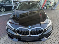 Schwarz Gebraucht 2023 BMW 118 Advantage Kleinwagen | 19.999 € (Superpreis)