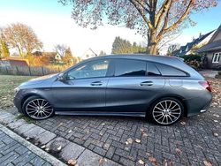 Grau Gebraucht 2018 Mercedes CLA200 Shooting Brake Kombi | 17.500 € (Guter Preis)