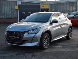 Grau Gebraucht 2021 Peugeot 208 Allure Kleinwagen | 14.900 € (Guter Preis)