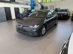 Rauchgrau metallic Gebraucht 2023 VW Polo Style Kleinwagen | 19.999 € (Guter Preis)