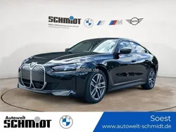 Saphirschwarz Neu 2025 BMW i4 Luxury Line Limousine | 54.310 € (Fairer Preis)