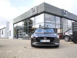 Grau Gebraucht 2024 Mazda 3 Homura-Line Limousine | 25.370 € (Superpreis)