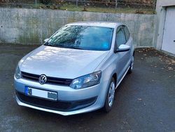 Grau Gebraucht 2011 VW Polo Comfortline Kleinwagen | 4.000 € (Fairer Preis)