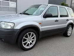 Grau Gebraucht 2004 Ford Maverick SUV | 5.990 € (Etwas zu teuer)