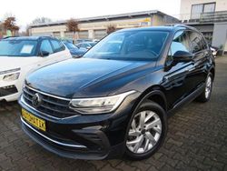 Deep black perleffekt Gebraucht 2022 VW Tiguan Active SUV | 22.990 € (Guter Preis)