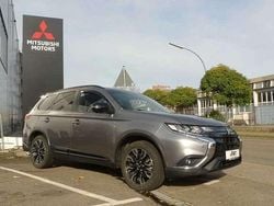 Platinumgrau Gebraucht 2021 Mitsubishi Outlander Spirit+ SUV | 24.900 € (Fairer Preis)