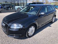 Schwarz Gebraucht 2011 Audi A3 Sportback Attraction Kleinwagen | 5.250 € (Fairer Preis)