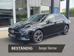 Andere Gebraucht 2023 Mercedes A250 Progressive Limousine | 29.980 € (Fairer Preis)