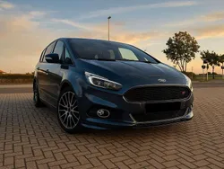 Blau Gebraucht 2019 Ford S-MAX ST-Line Van / Kleinbus | 25.200 € (Fairer Preis)