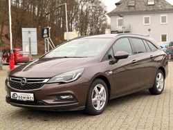 Braun Gebraucht 2017 Opel Astra Kombi | 6.899 € (Guter Preis)