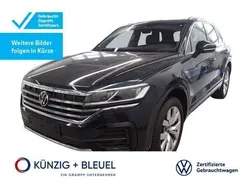 Blau Gebraucht 2023 VW Touareg Sound SUV | 59.880 € (Fairer Preis)
