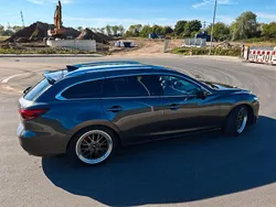 Grau Gebraucht 2023 Mazda 6 Exclusive-Line Kombi | 25.000 € (Guter Preis)