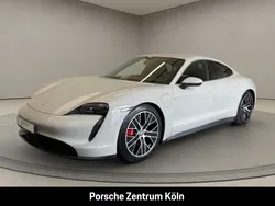 Porsche Taycan 4S
