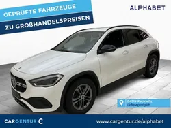 Polarweiss Gebraucht 2021 Mercedes GLA220 Progressive SUV | 28.390 € (Superpreis)
