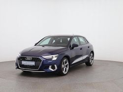 Blau Gebraucht 2024 Audi A3 Sport Limousine | 37.990 €