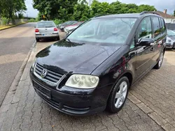 Black magic perleffekt Gebraucht 2006 VW Touran Conceptline Van / Kleinbus | 2.799 € (Fairer Preis)