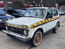 Weiß Gebraucht 2014 Lada Taiga SUV | 1.290 €