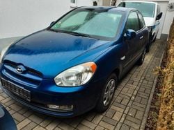 Blau Gebraucht 2007 Hyundai Accent Limousine | 1.699 €