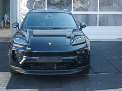 Schwarz Gebraucht 2025 Porsche Macan 4 Electric SUV | 79.888 € (Superpreis)