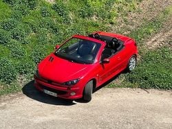 Rot Gebraucht 2005 Peugeot 206 CC Sport Cabrio | 2.900 € (Fairer Preis)