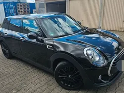 Schwarz Gebraucht 2018 Mini One Clubman Kombi | 14.200 € (Guter Preis)