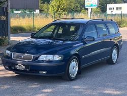 Blau Gebraucht 2002 Volvo V70 Kombi | 2.750 € (Fairer Preis)