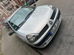 Silber Gebraucht 2004 Renault Clio II Kleinwagen | 1.550 € (Teuer)