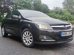 Schwarz Gebraucht 2006 Opel Astra Edition+ Coupé | 2.600 € (Fairer Preis)