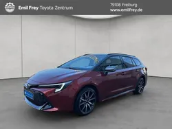 Orange Neu 2025 Toyota Corolla Sport Kombi | 38.290 €
