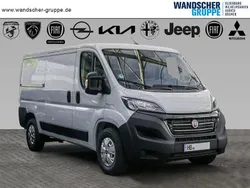 Grau Gebraucht 2022 Fiat Ducato Van | 28.990 €